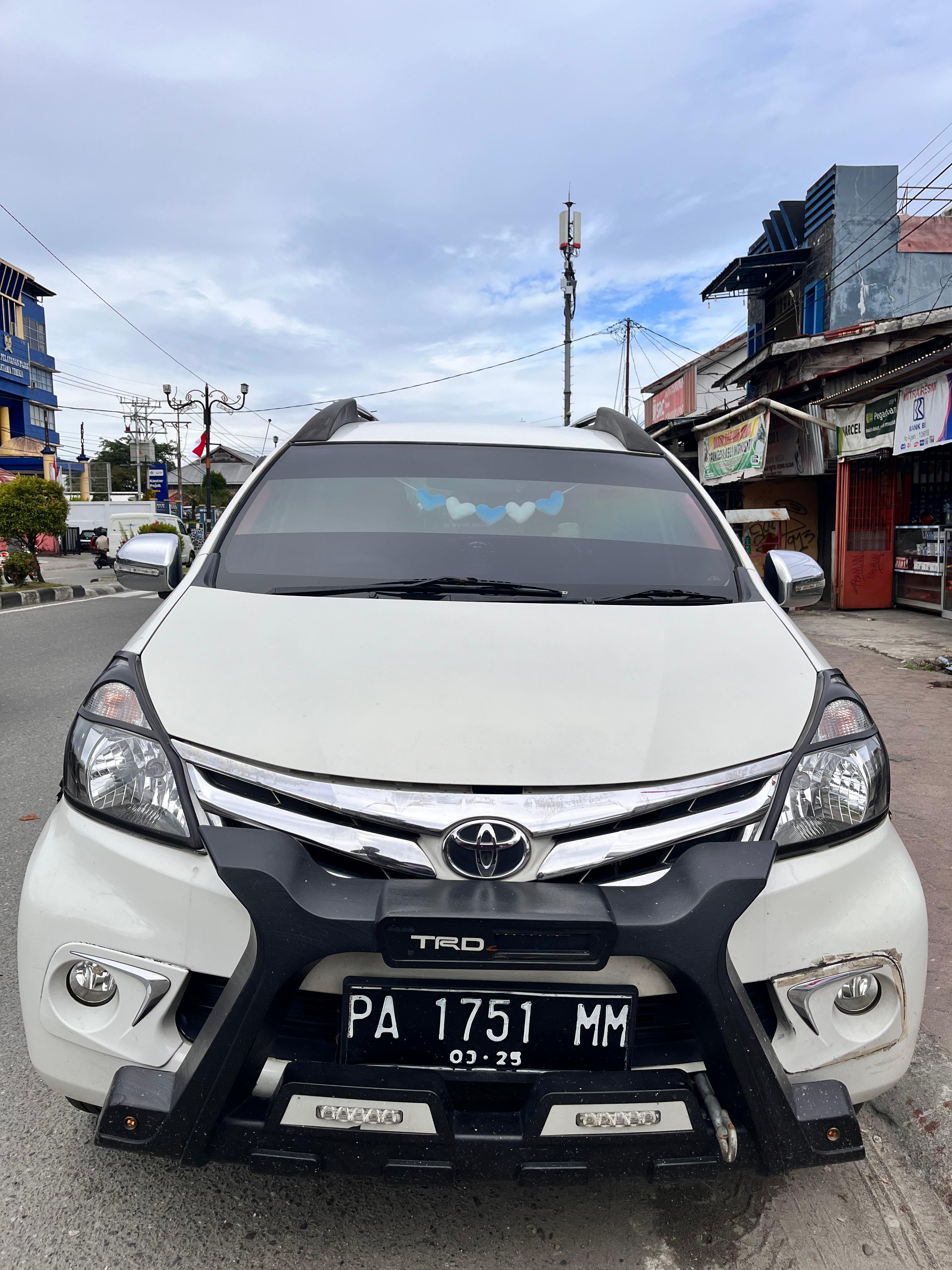 DIJUAL SI PUTIH AVANZA 1.3 G M/T